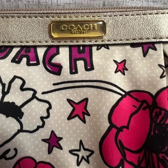 NWT Coach Poppy Kyra Wristlet in Beige/Pink Purple Floral Pattern - Picture 6 of 8